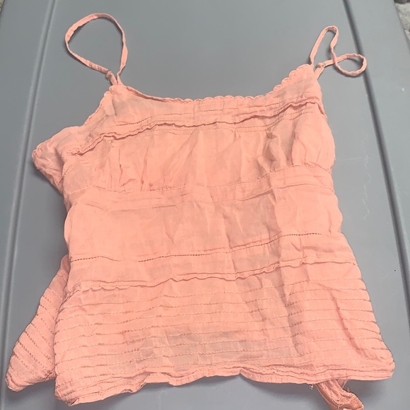 American Eagle Outfitters Tops - Pinkish orange colored American Eagle tank top size 4